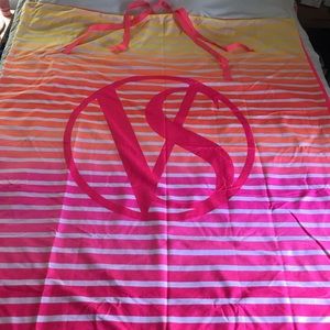 Victoria's Secret Hot Pink Ombre Striped VS Logo Roll Up Beach Blanket New